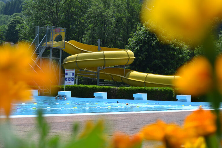 centre aquatique de vic sur cere cantal